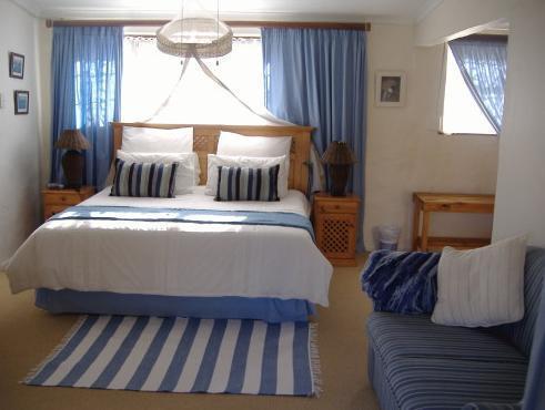 Livesey Lodge Guest House Hermanus Exteriör bild